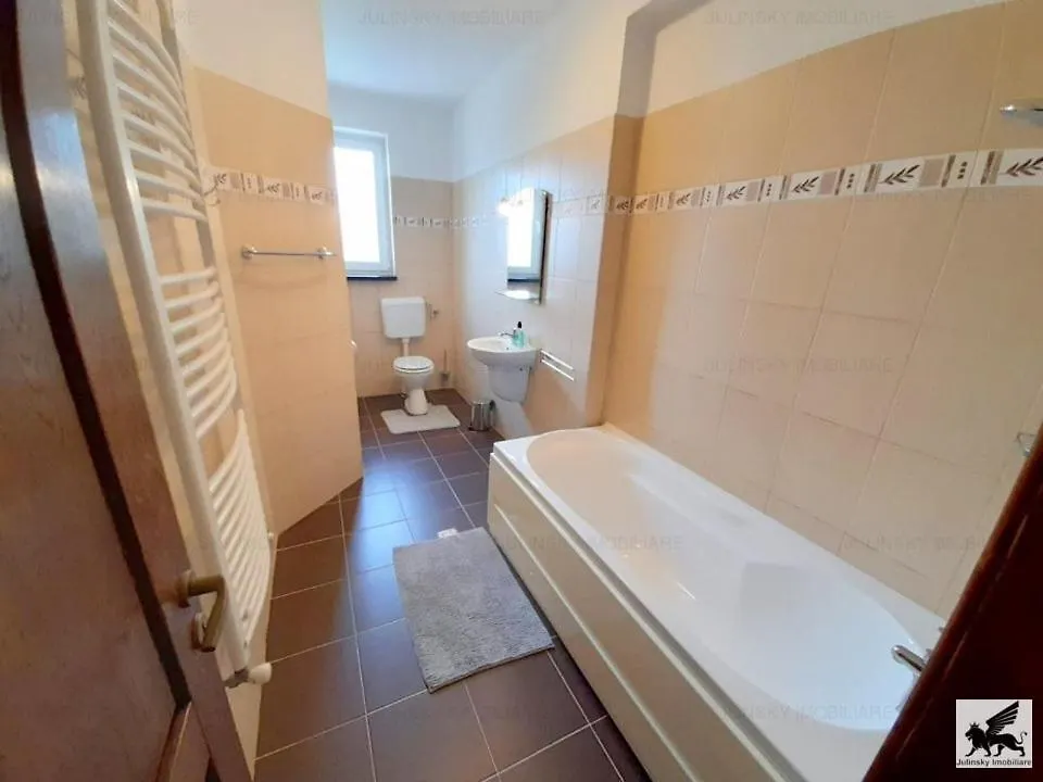 Villa Esteban Saftica Airport Therme