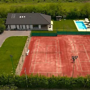 Gazde/Camere de închiriat Lahuzur - Casa De Vacanta - Therme Balotesti & Aeroport Otopeni, Săftica